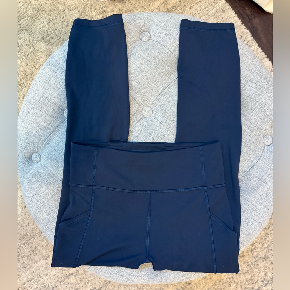 Lululemon Invigorate High-Rise 23" True Navy Size 6 Leggings💎EUC Retail $118 - Picture 8 of 9